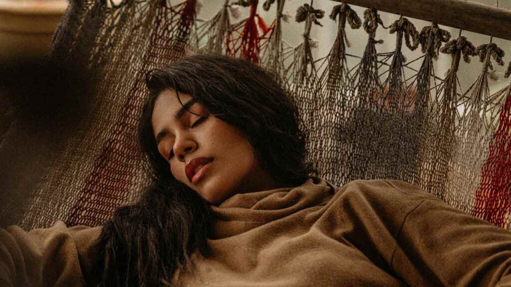 布団が薄くて痛いならハンモック買ったほうが快適に寝れる７つの理由