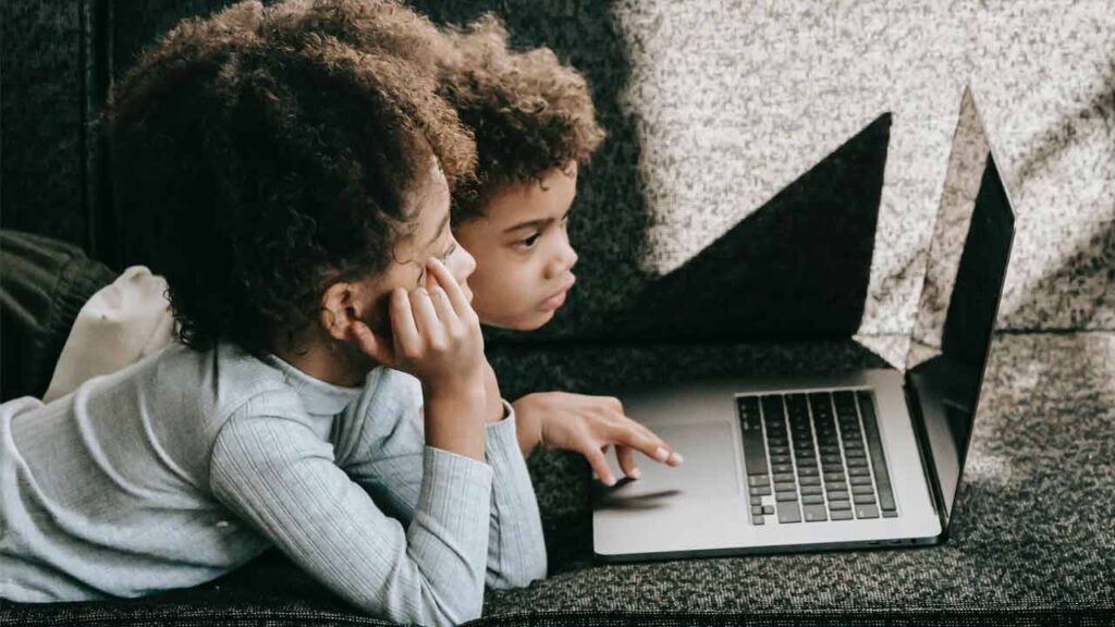 プログラミングに資格は必要ない。資格より実力が大事というお話