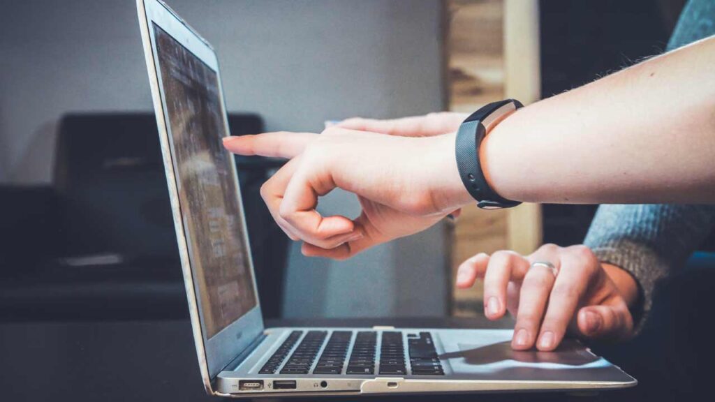 SQLのTRANSFORMとPIVOTで簡単にクロス集計しようぜ